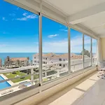 Seaview Apartment With Pool In Benalmadena By Costarentals - Ref 186