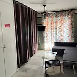 Lovely Apartment For 2 To 4 People---Apartamento De Dos A Cuatro Personas