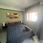 Lovely Apartment For 2 To 4 People---Apartamento De Dos A Cuatro Personas