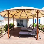 Ph Bellagio: Luxurious And Romantic Duplex Penthouse With Private Pool & Sea Views