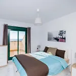 4 Bed Duplex With Stunning Sea Views