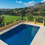 Fabulous Golf Front Apartment With Pool And Seaview