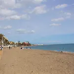 Benalroma Spacious Apartment 50 Mt From The Beach