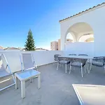 Appartement Spacieux Avec Terrasse Et Piscine