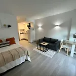 Minerva 28