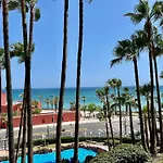 Modern Front Sea View Apartment In Benalbeach