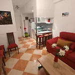 Estudio En Zona Bonanza A 5 Minutos De La Playa