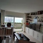 Apartamento En Playa Semi-Privada