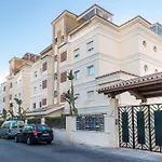Holidays2Nueva Torrequebrada 2 Bedrooms And 2 Bathrooms, Terrace, Community Pool And Garage