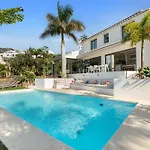 Bed & Breakfast In Villa Eden Palm