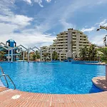 Hermoso Apt En Benalbeach Con Vistas Al Mar