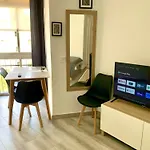 Precioso Estudio Frente Al Mar Con Piscina