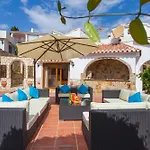 Summer Offers! Fabulous Luxury Villa Near The Beach Sleeps 8