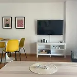 Calido Apartamento Con Gran Terraza Y Vistas A 600 Metros Del Mar