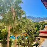 Calido Apartamento Con Gran Terraza Y Vistas A 600 Metros Del Mar