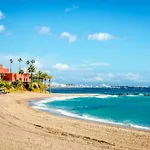 Estudio Con Piscina A 200 M De La Playa