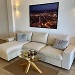 2 Bedroom Luxury Apartment In Benalmadena