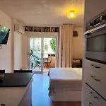 Pretty Studio With A Sea View Agata