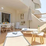 Wonderful Suite In Benal Beach