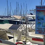 Apartamento En Puerto Marina G204