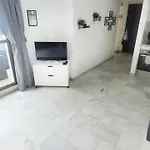 Delightful 2 Bed, Pueblo Evita