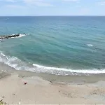 The Pearl With Private Beach Access