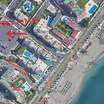 Apartamento A Pie De Playa Con Terraza Y Piscinas