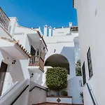 Pueblo Evita Benalmadena Piscina Y Bar