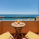 Luxury 4Bdr Penthouse With Sea Views