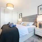Fancy 2Br Retreat Pool Parking, Wonderful Views