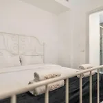Seaside Apartment Steps From Marina Port By Rems