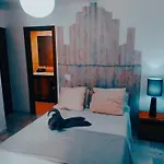 Le Soleil Urban Rooms