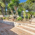 Villa Con Maravillosas Vistas Y Jardines