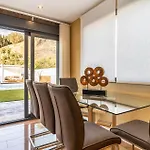 Gorgeous Home In Benalmadena With Kitchen