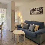 Apartamento Entero, Enormes Piscinas, Terraza Y Playa