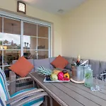 Luxury And First Line Apartment