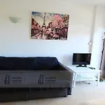 137 Minerva Apartamentos - Vista Al Mar - Piscina Y Playa - Cercano A Tren, Restaurantes Y Tiendas
