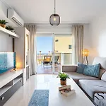 Beachside Retreat With Private Terrace
