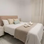 Aqua Apartment - 2 Bedrooms, Terrace & Pool - Benalmadena Beach