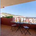 Cozy Apartment With Sea Views In Benalmadena