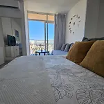 Fantastico Estudio Amplia Terraza Y Vistas Al Mar