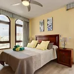 013 Pueblo Evita Club, Private 2 Bed Benalmadena Apt Close To Beach