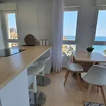 Beachfront Parque Paloma