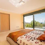 N&A Benalmadena Stunning 2Bdr Villa With Sea Views