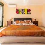 N&A Benalmadena Stunning 2Bdr Villa With Sea Views