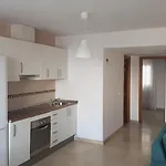 Amplio Apartamento De 2 Dormitorios Con Gran Terraza