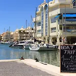 Puerto Marina