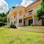 Villa Montana