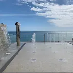 Las Arenas Suites