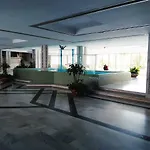 Estudio 629 En Edificio Minerva - Benalmadena